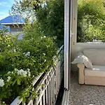 Laurelia Apartment
