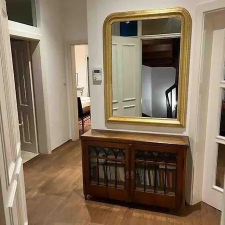 Laurelia Appartement *